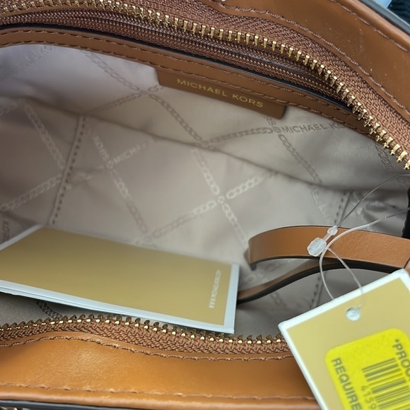 Michael Kors Carmen leather studded shoulder bag pouchette chain strap luggage - Picture 5 of 10